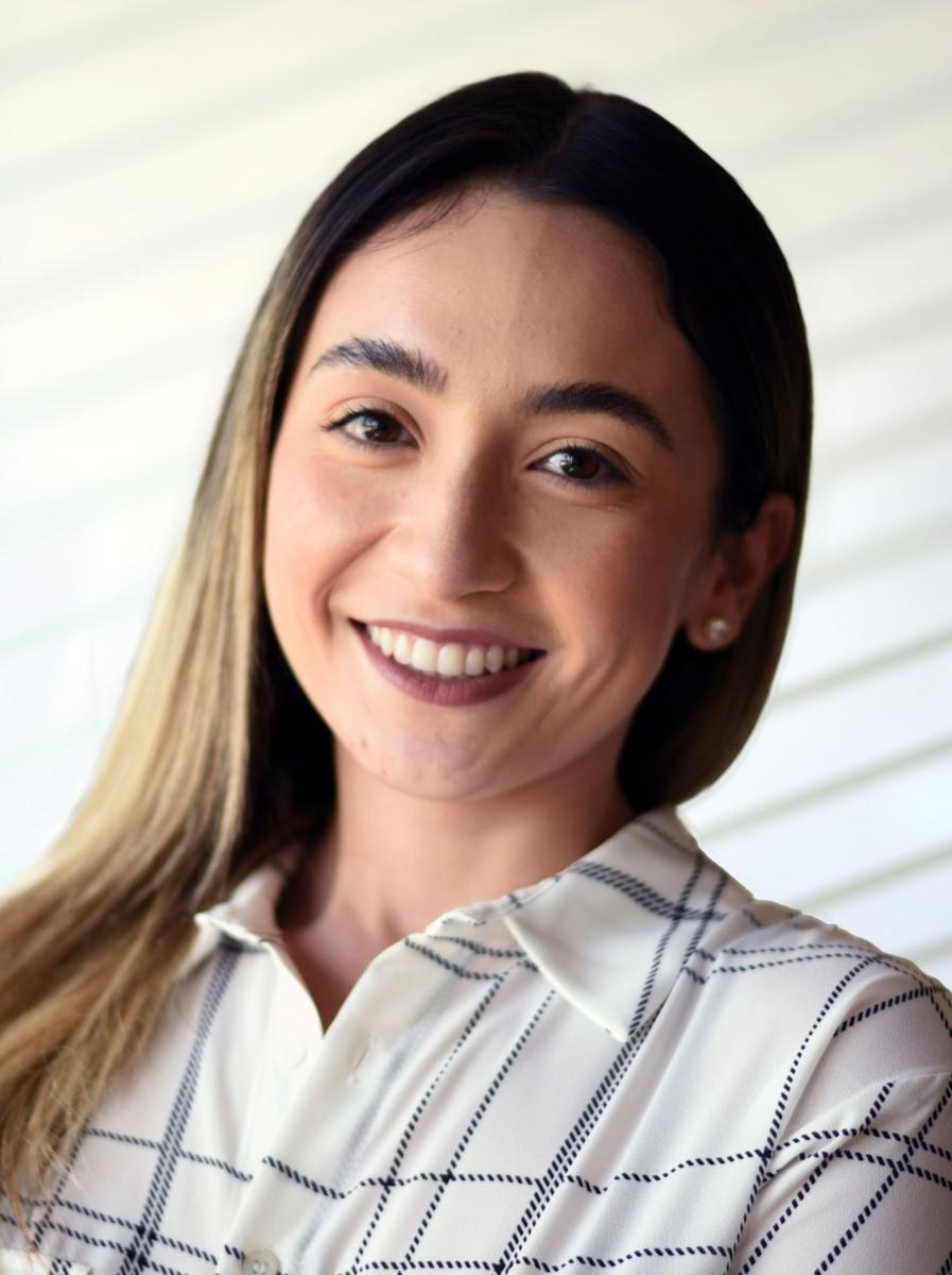 Jessica Vera smiling.