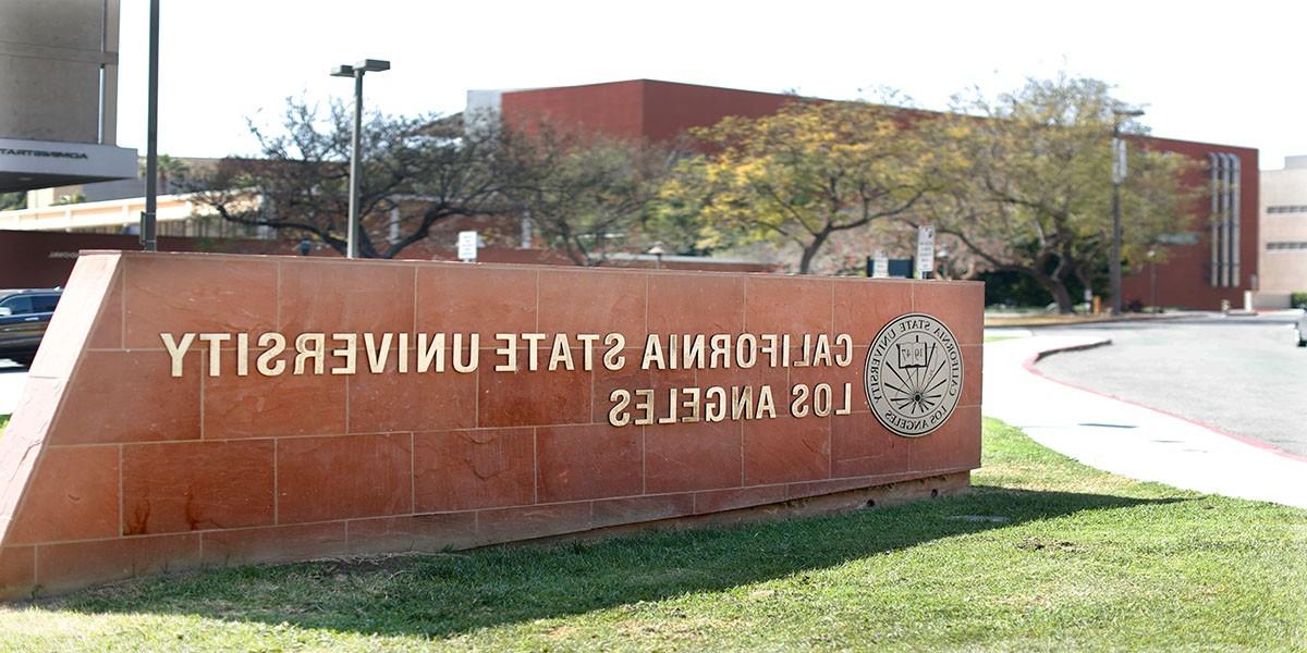 Cal State LA Sign on campus